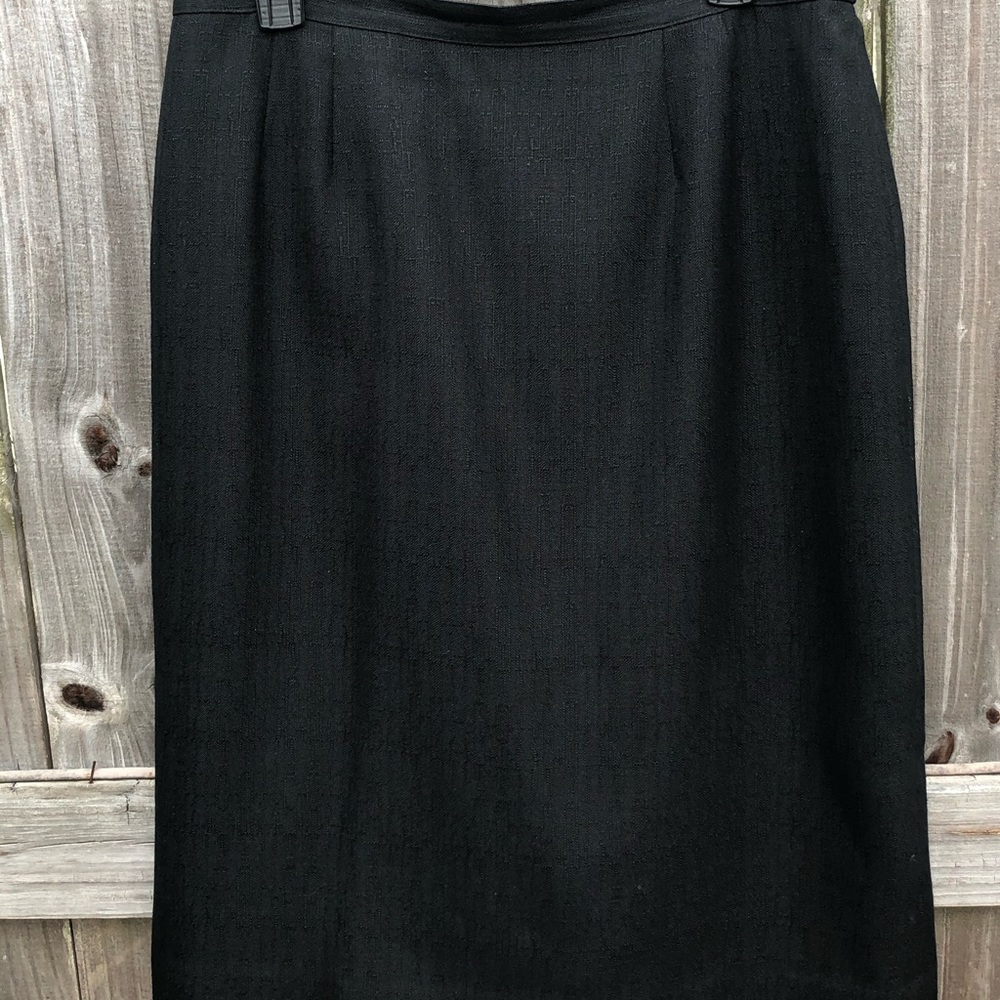 Le Suit Black Pencil Skirt
